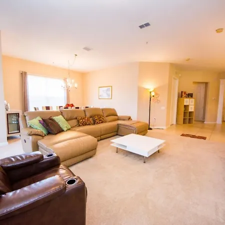 Vista Cay 4804 B12.403 Apartment